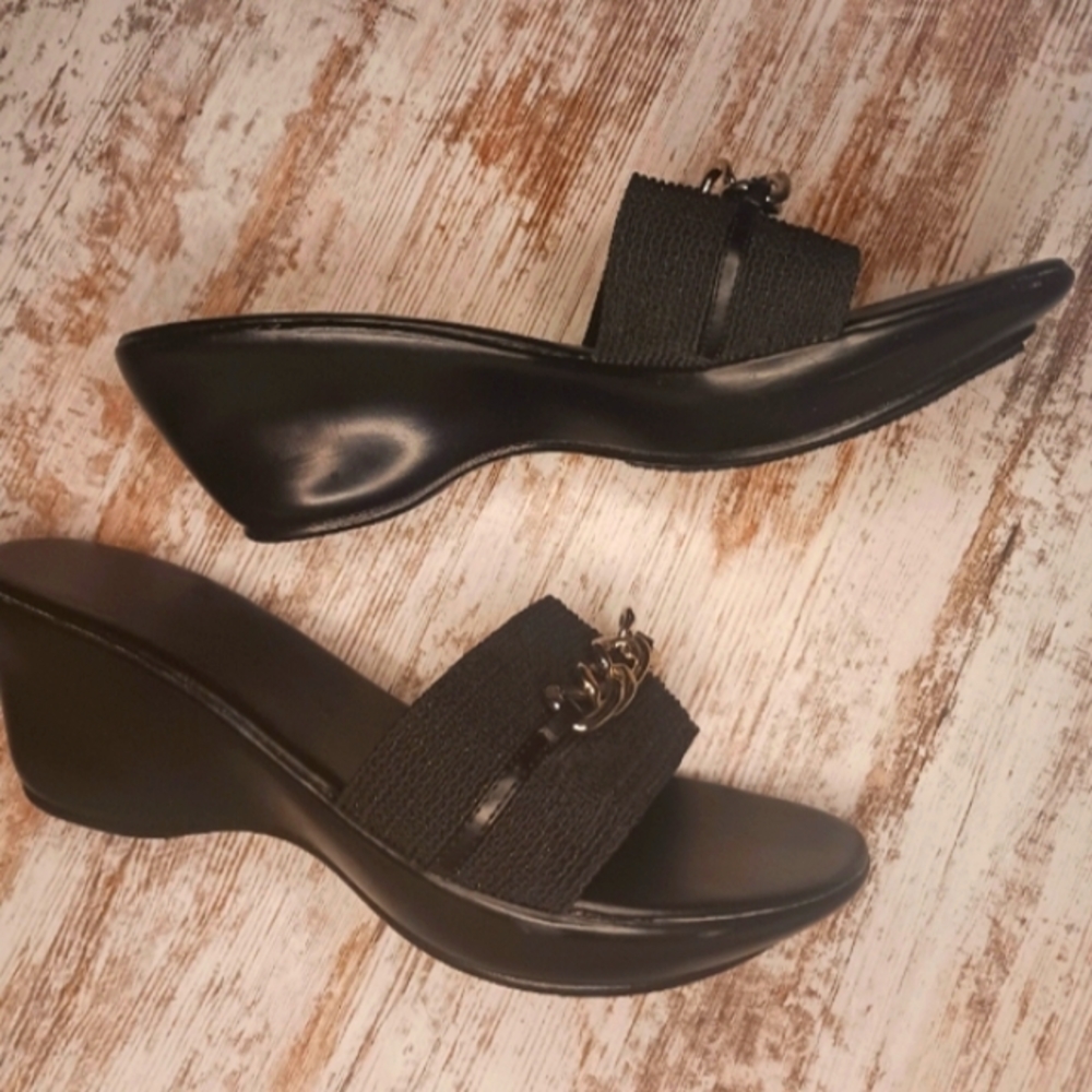 Black Wedge Sandles from the 2000's